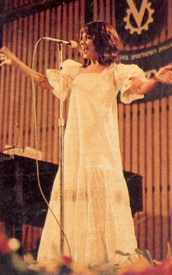 Esther Ofarim - live in concert in Haifa 1972