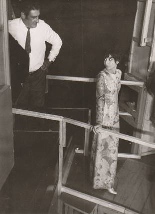 Esther Ofarim waiting for her performance of "Einer wird gewinnen"