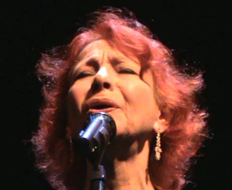 Esther Ofarim in Hamburg 2019 - foto (c) Conny Drees