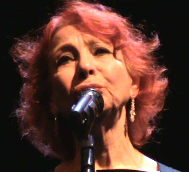 Esther Ofarim in Hamburg 2019 - foto (c) Conny Drees