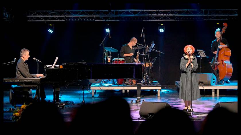 Esther Ofarim & Yoni Rechter in Holon, 2022 - foto (c) by Yossi Tzabker