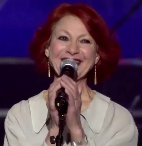 Esther Ofarim at the Renewed Israeli Song Festival 2013